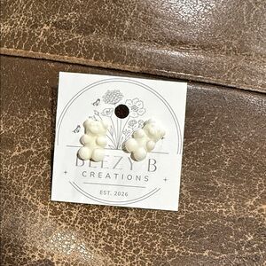 Blezy B Creations White Gummy Bear Hair Clips